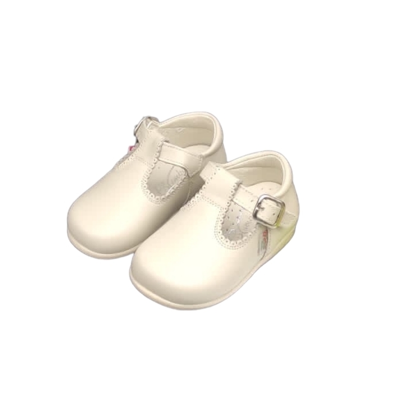 ZAPATITO NIÑO COLOR BEIGE