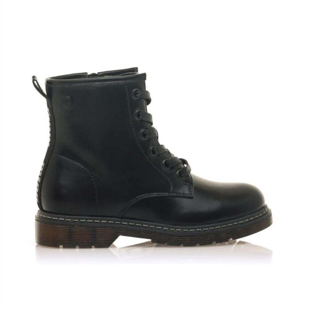 Bota Mustang tipo militar en color negro. 