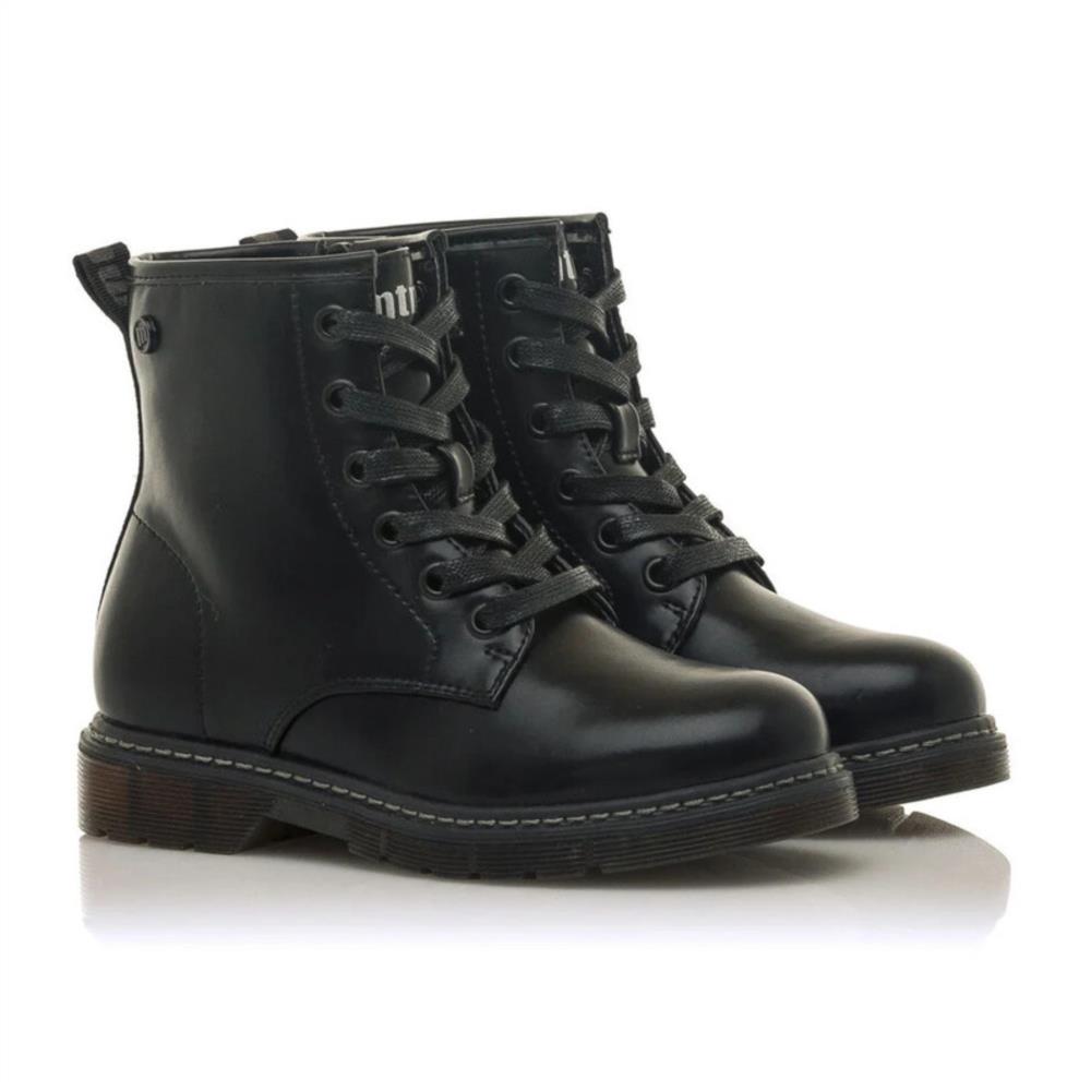 Bota Mustang tipo militar en color negro. 